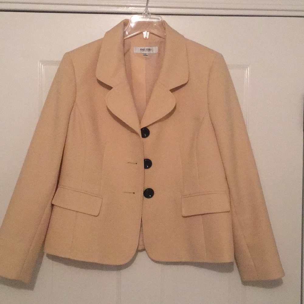Jones Studio blazer